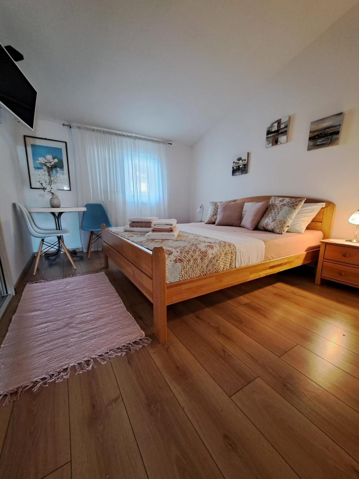 Apartments Marija Макарська Екстер'єр фото