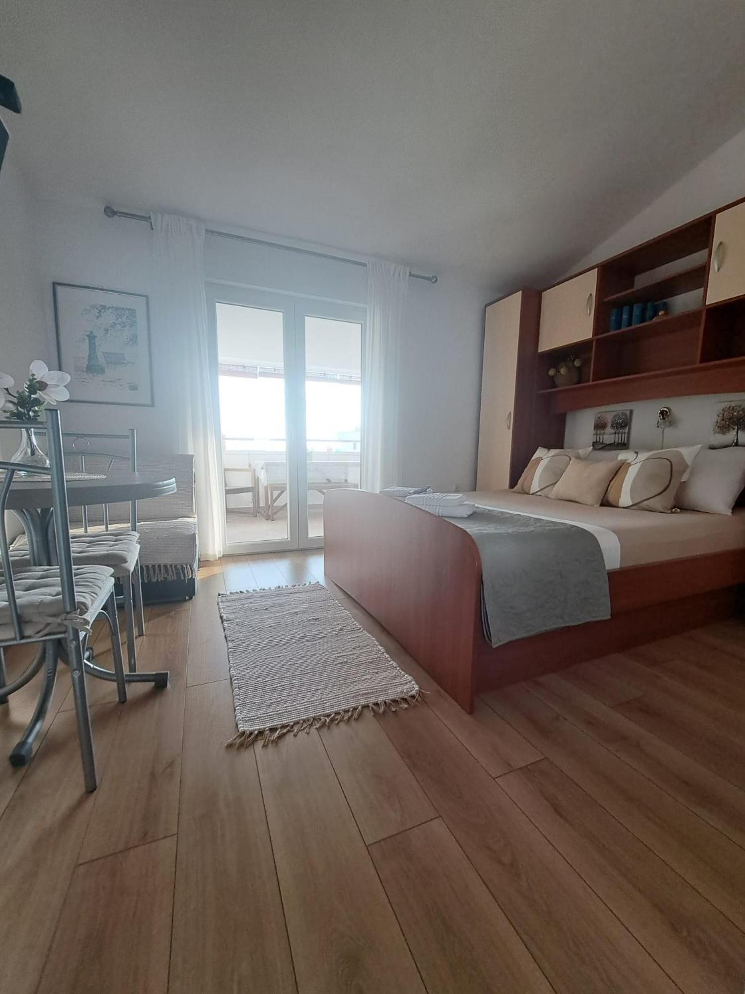 Apartments Marija Макарська Екстер'єр фото