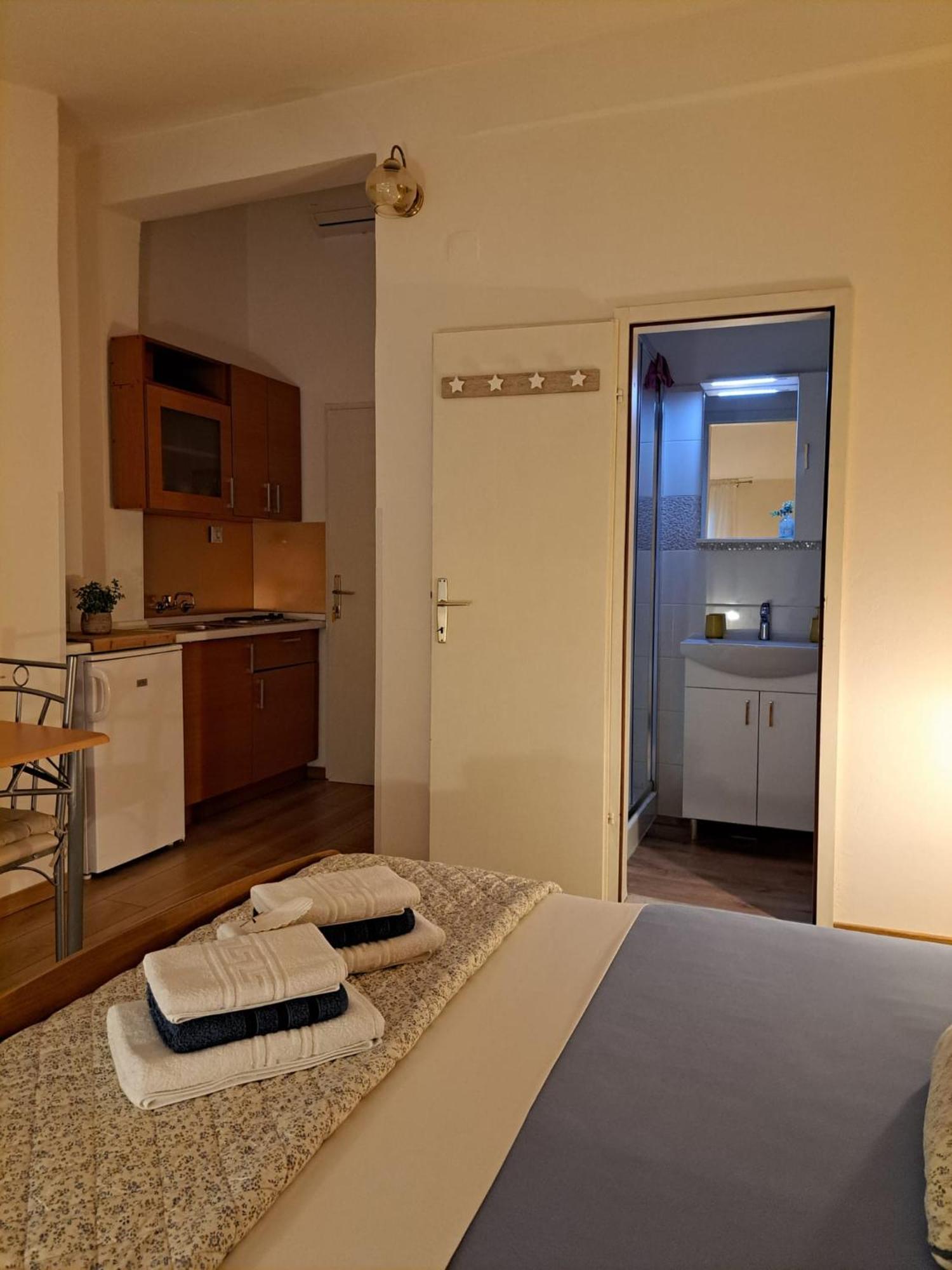 Apartments Marija Макарська Екстер'єр фото